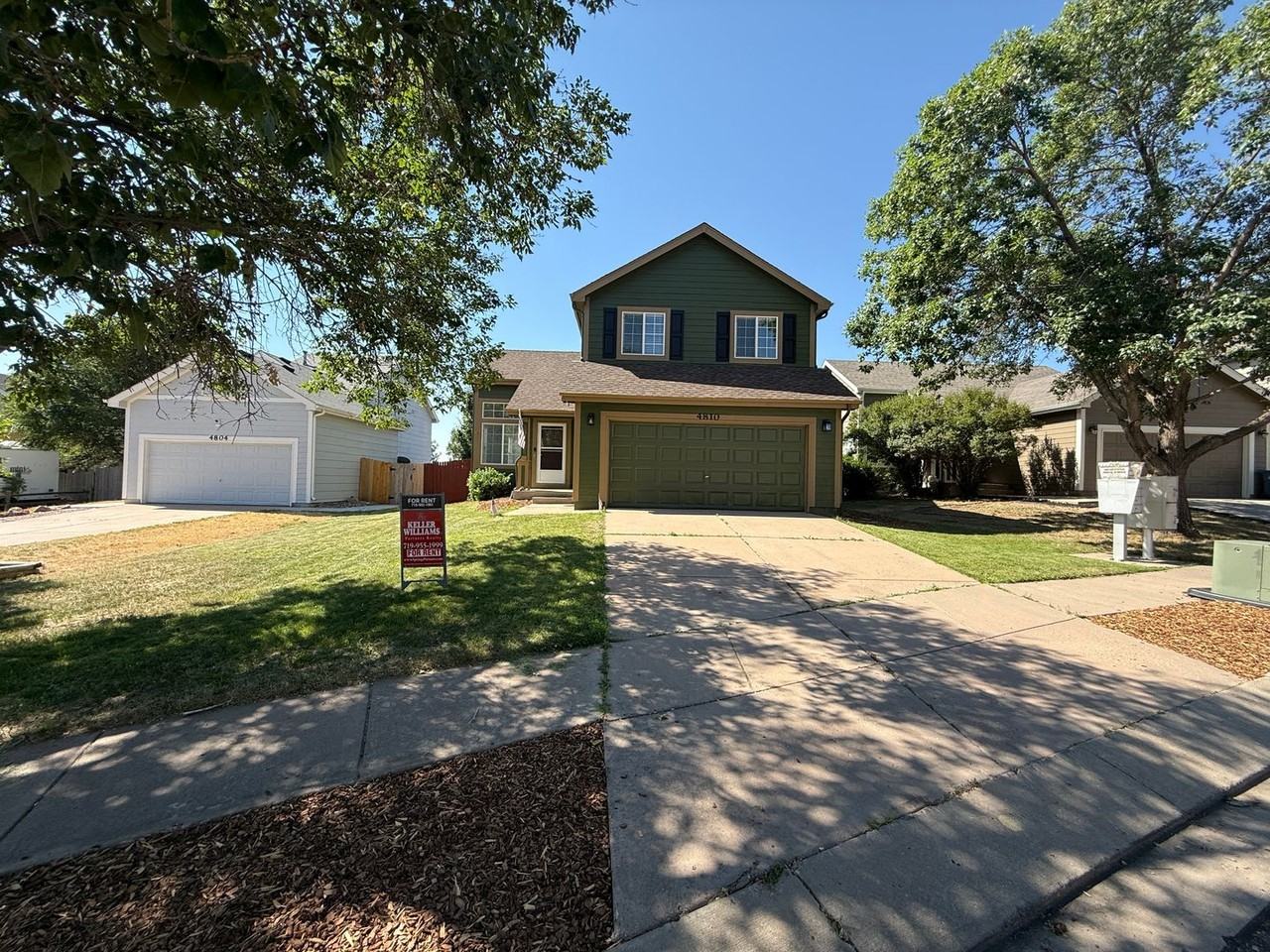 4810 Ardley Dr - Photo 4 of 23
