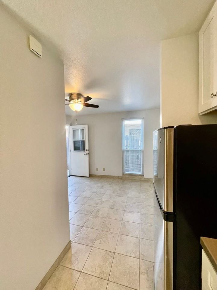 2167 Pierpont Blvd - Photo 6 of 13