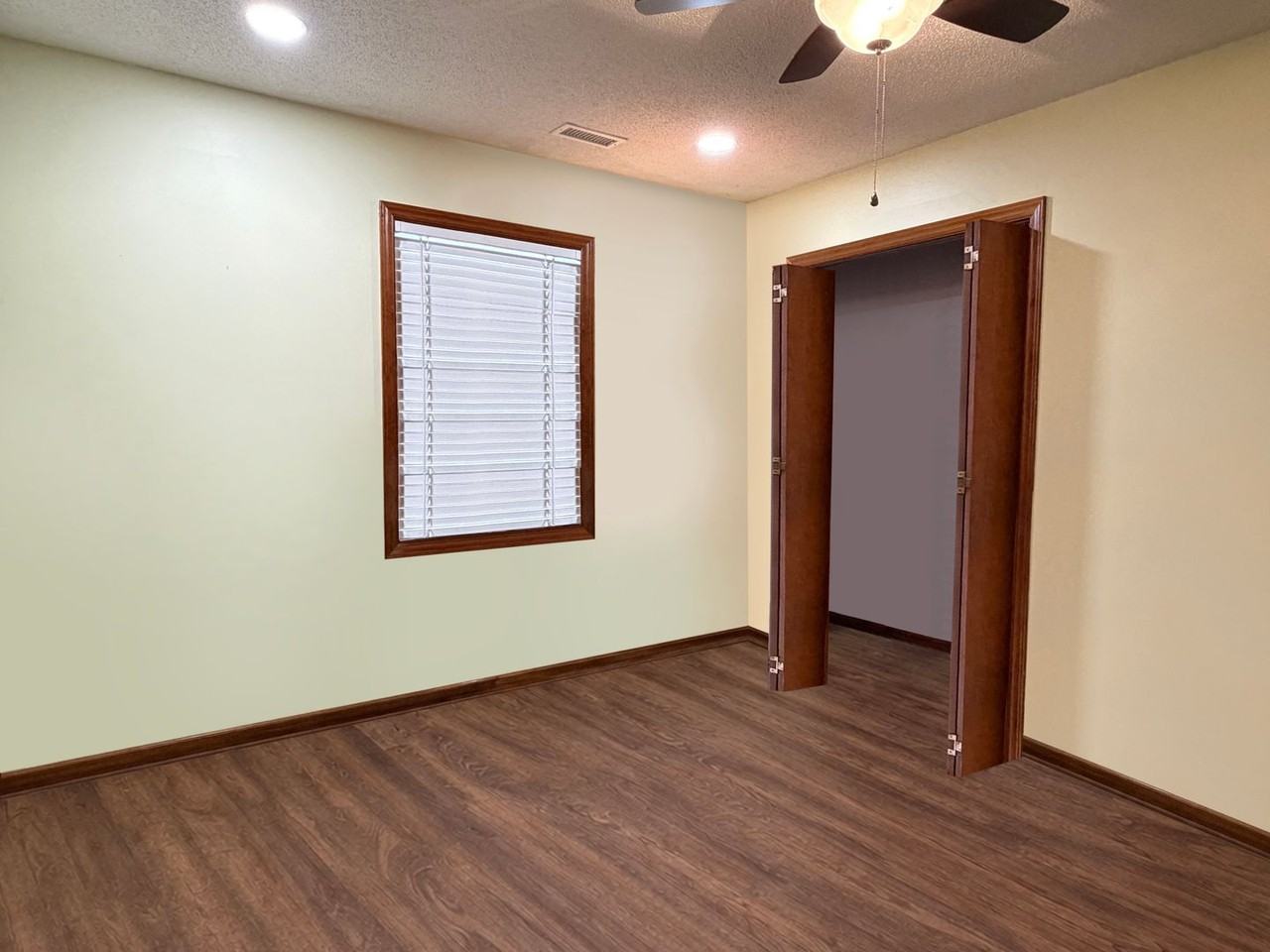 197 Hershel Lackey Rd - Photo 2 of 11