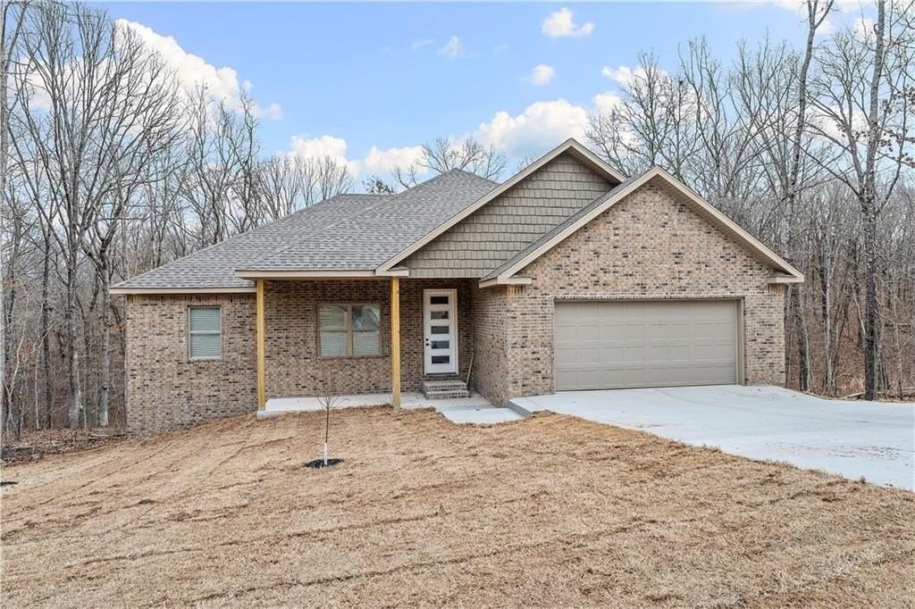16 Celtic Dr