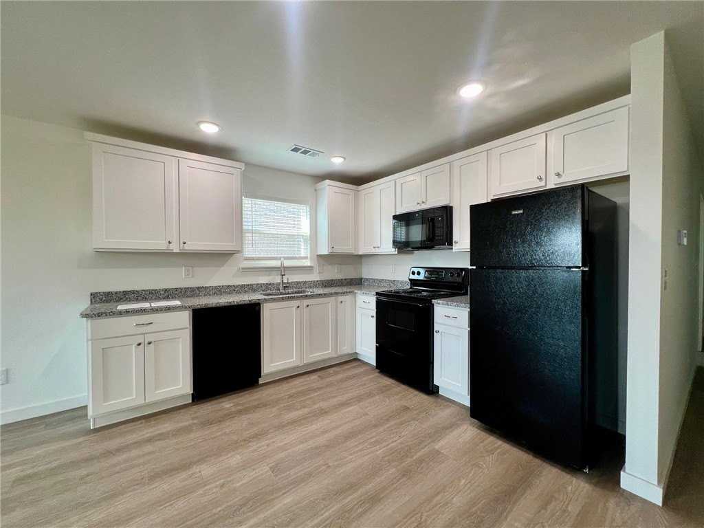 6811 Nw Toby St - Photo 6 of 18