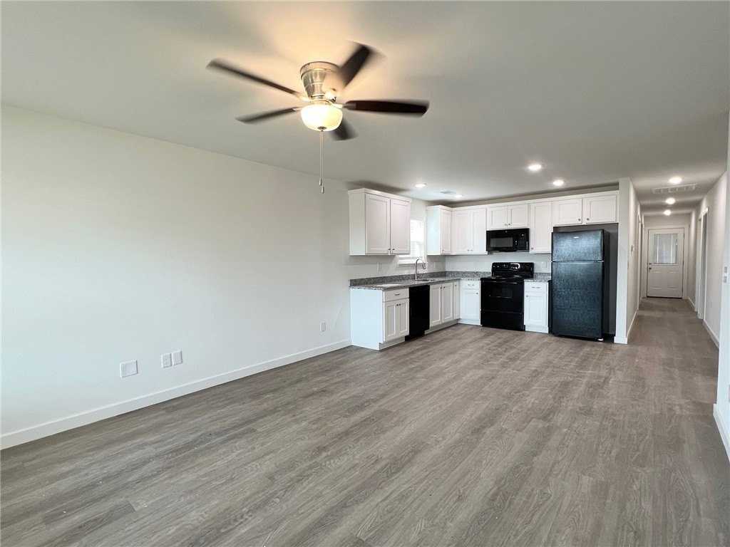 6809 Nw Toby St - Photo 4 of 18