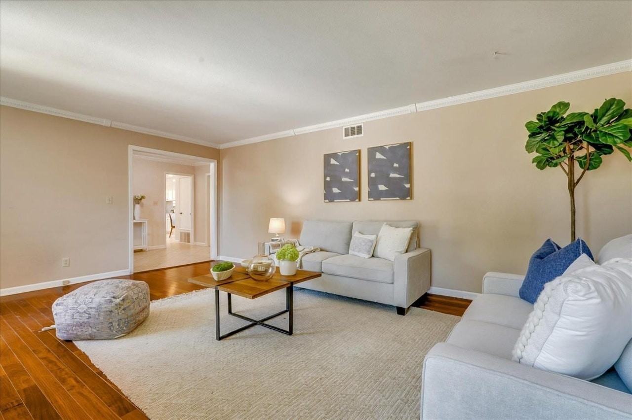 1594 Willowgate Drive - Photo 4 of 17