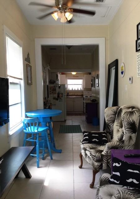 210 Angela St - Photo 5 of 18