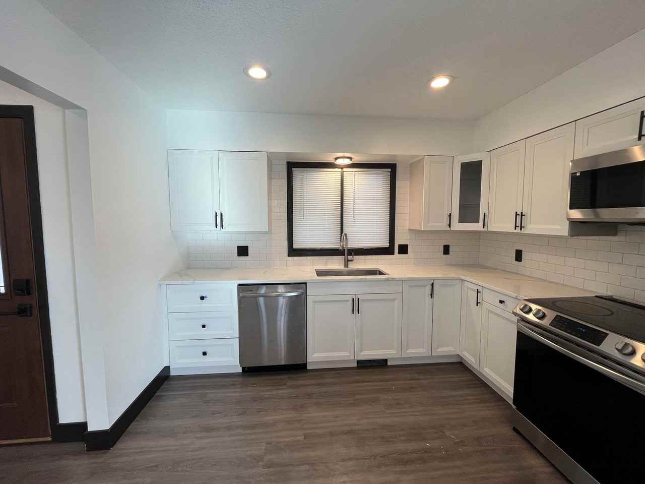 9225 Garrison Way - Photo 2 of 37