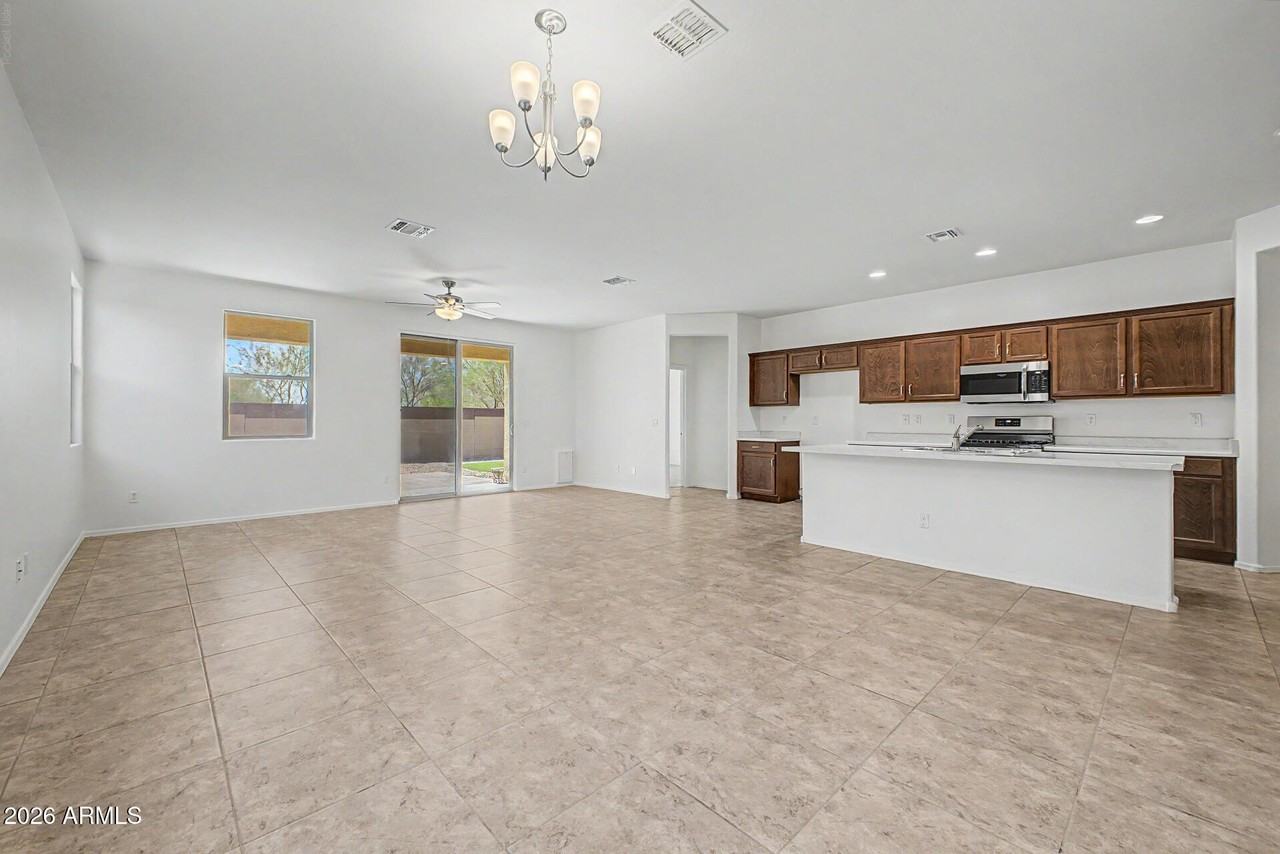 26758 N 172nd Ln - Photo 6 of 33