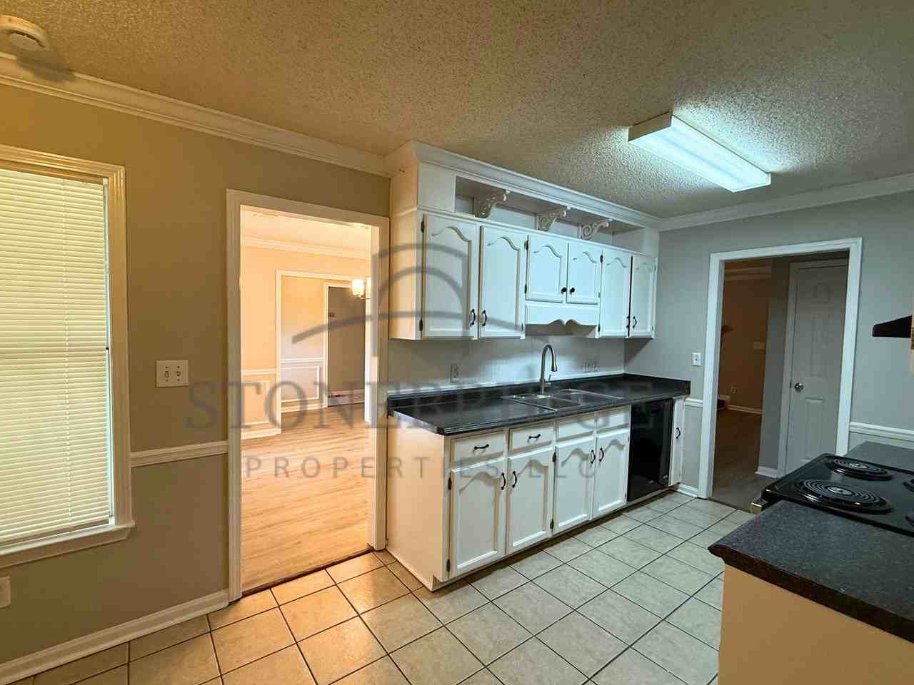 1425 Timber Cir - Photo 7 of 19