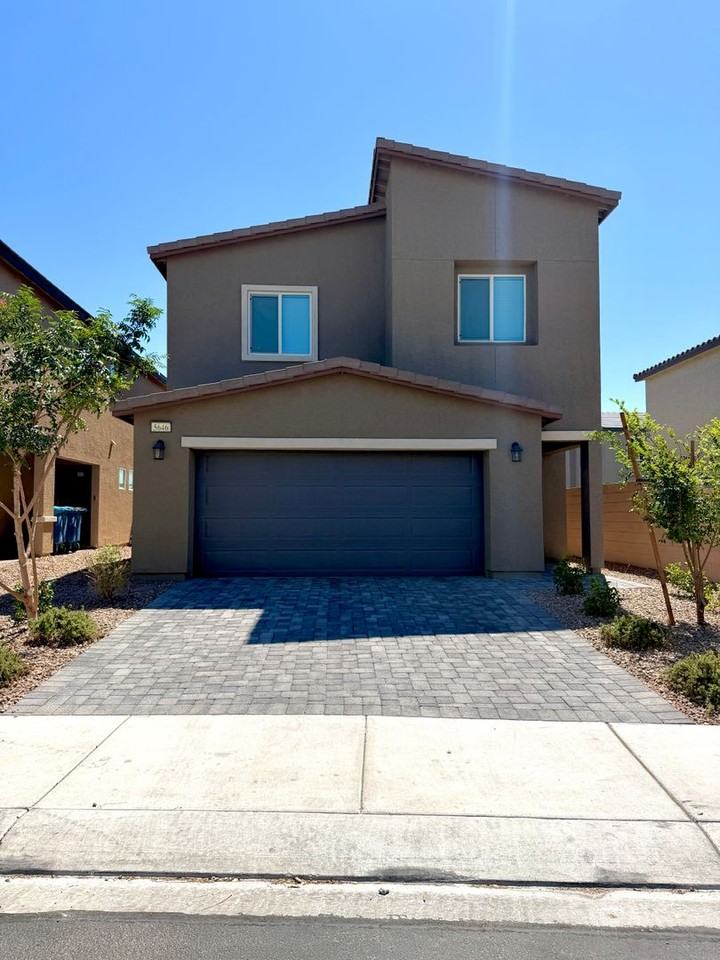 5646 Mesa Sedona St - Photo 2 of 42