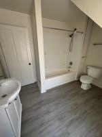 featured image of 521 E Madison St