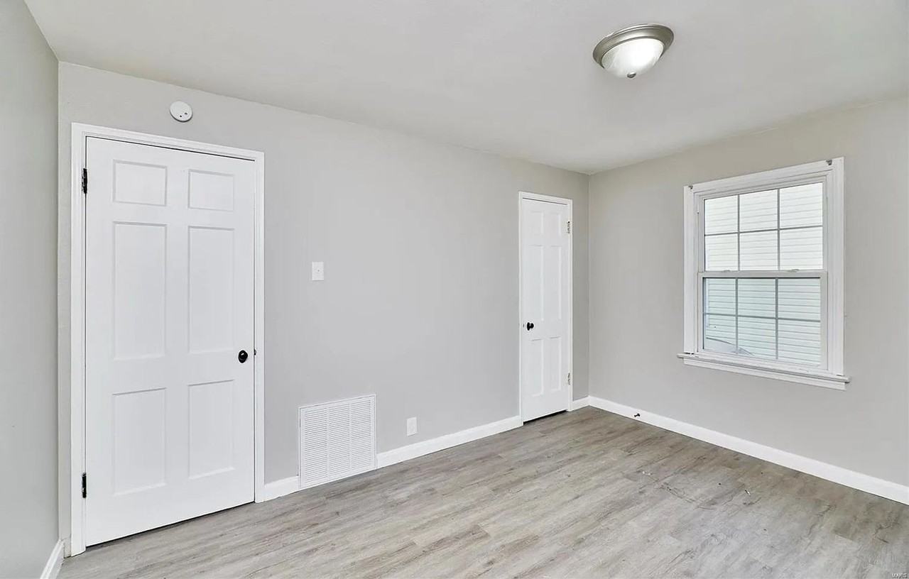 6108 Eaton Dr - Photo 5 of 10