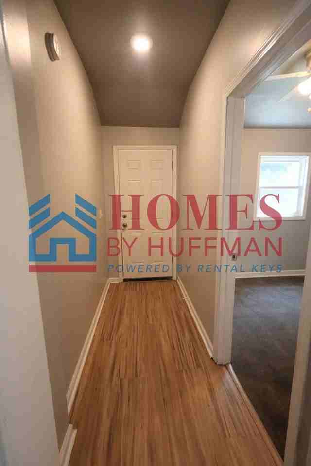 1302 Cumberland Ave - Photo 2 of 15