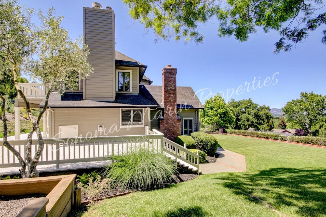 4626 Bennett View Dr - Photo 4 of 50