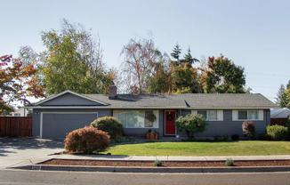 3340 Hyacinth St - Photo 1 of 1