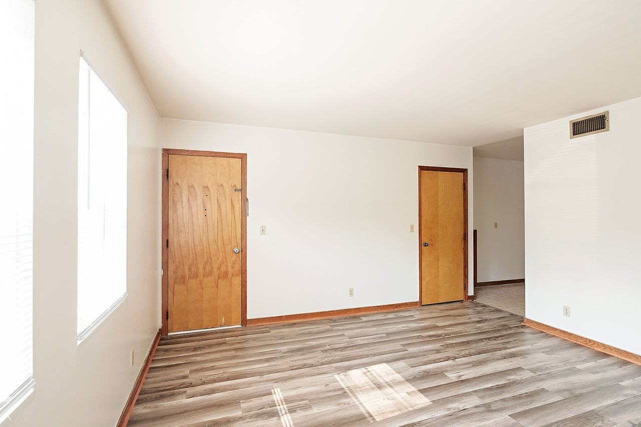106 Jefferson Hwy #C2 - Photo 2 of 10