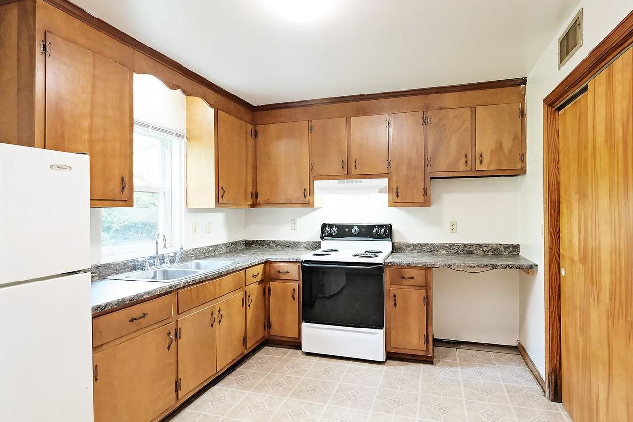 106 Jefferson Hwy #C2 - Photo 4 of 10