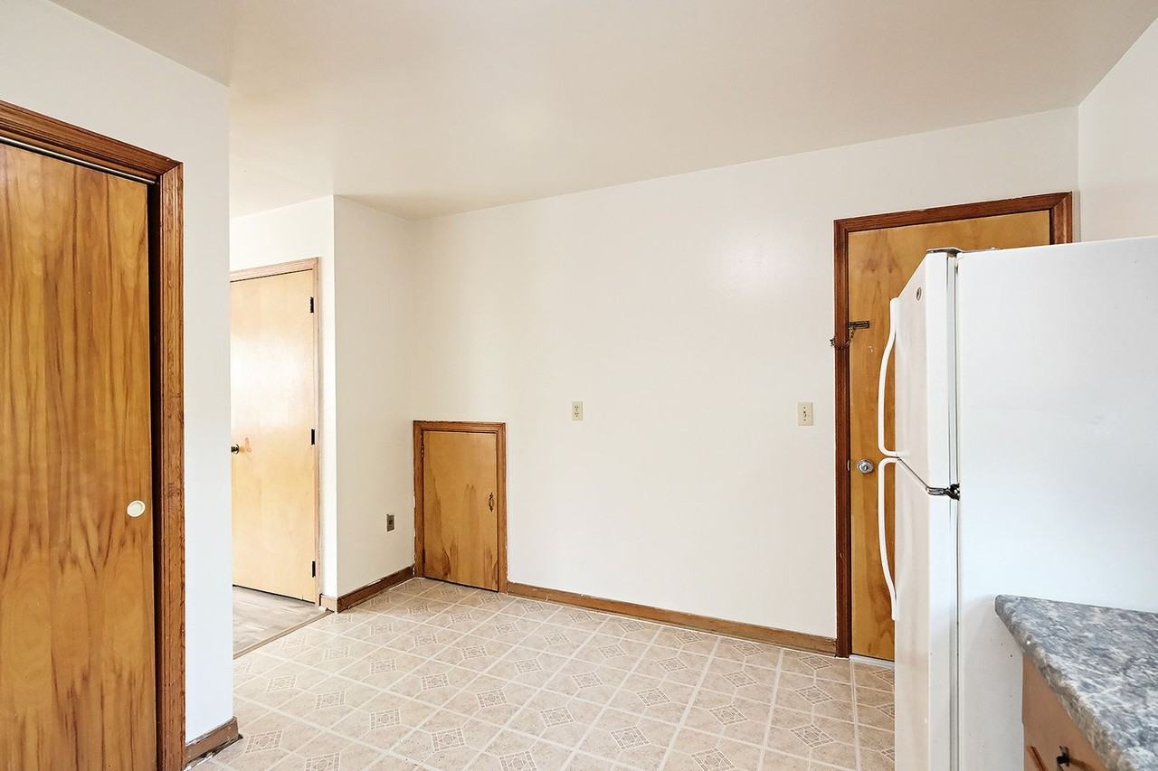 106 Jefferson Hwy #C2 - Photo 5 of 10