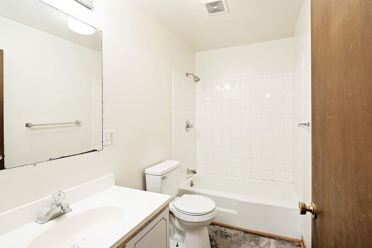 106 Jefferson Hwy #C2 - Photo 7 of 10