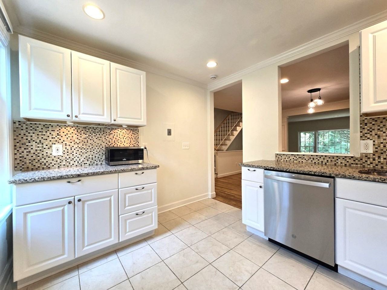 5135 Westbard Ave - Photo 7 of 27