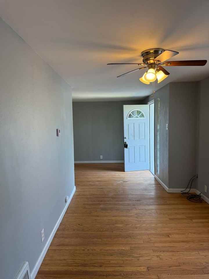2928 Ashby Rd - Photo 5 of 17