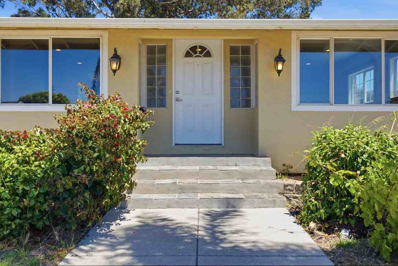 222 Indio Dr - Photo 3 of 31