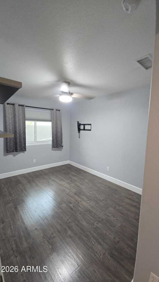 151 W Sagebrush St - Photo 5 of 20
