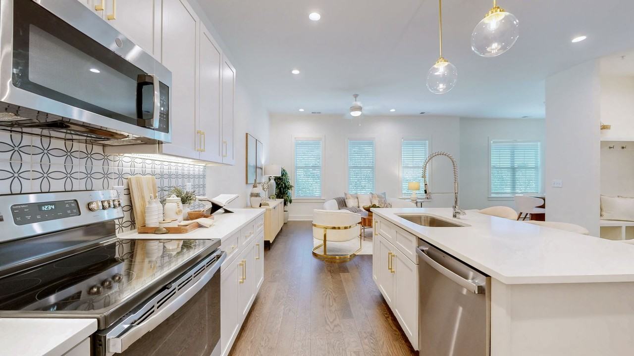 425 Herringbone Ct - Photo 3 of 20