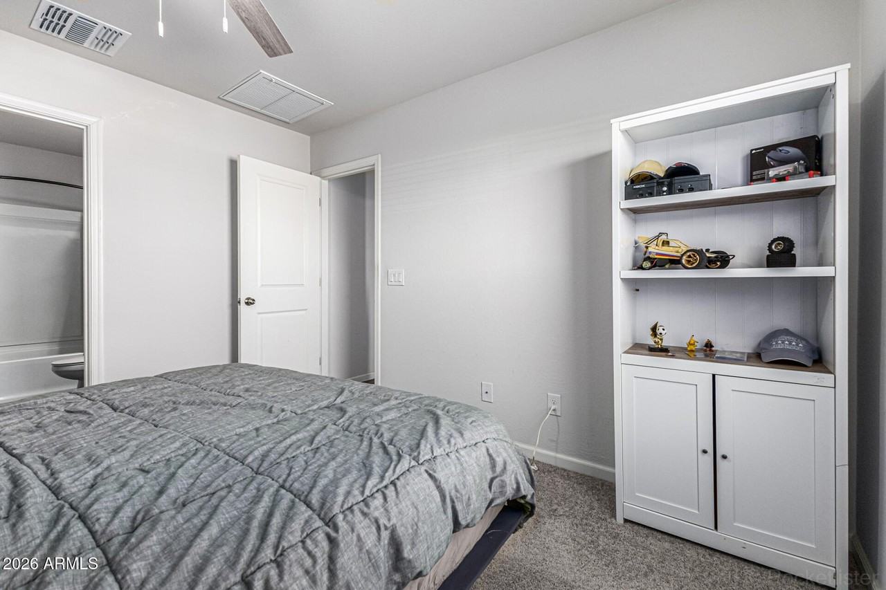 118 W Dewey Ave - Photo 5 of 20
