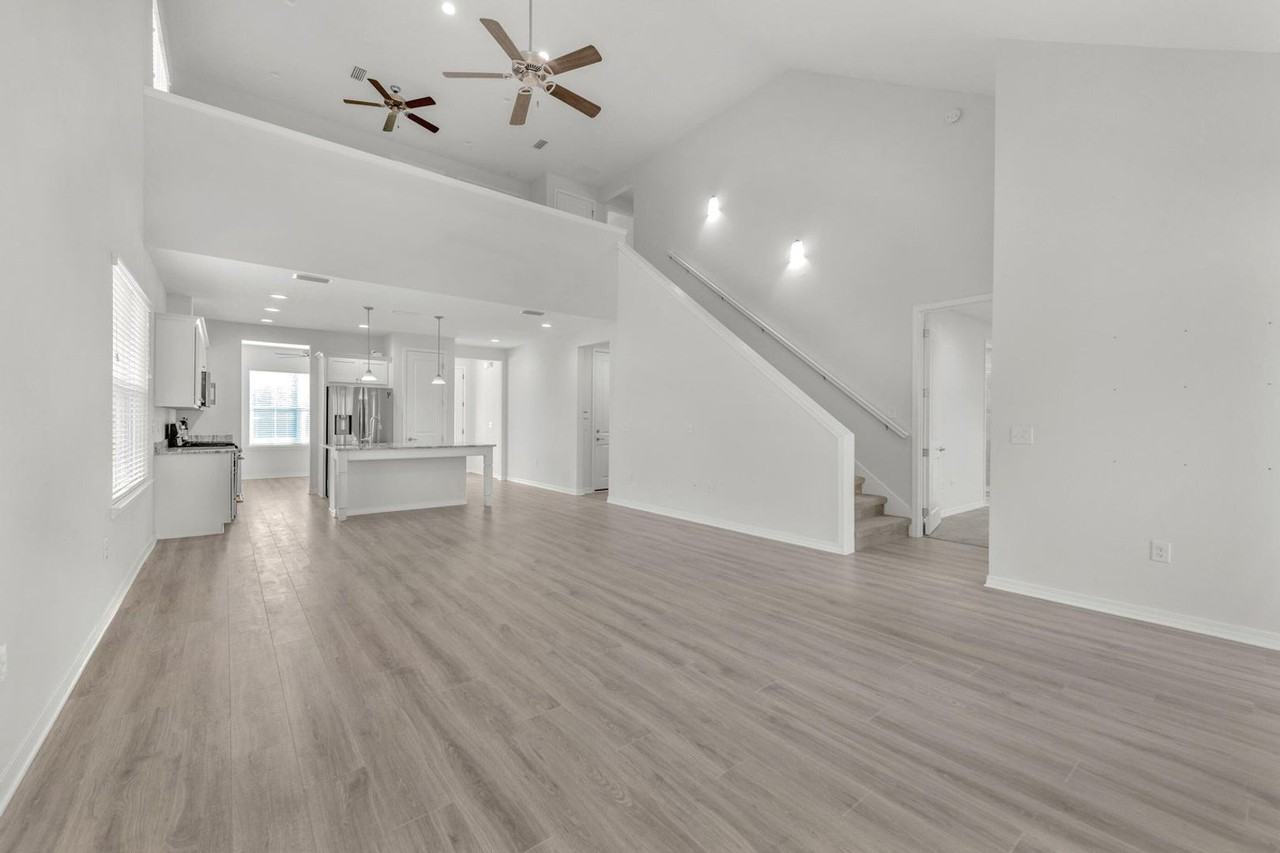 303 Key Lime Pl - Photo 3 of 27