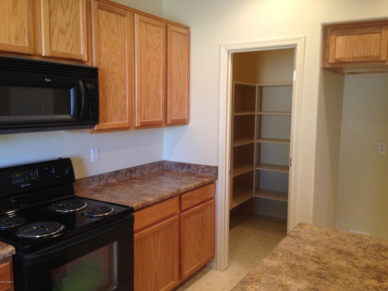 2050 S Falcon Dr - Photo 4 of 18