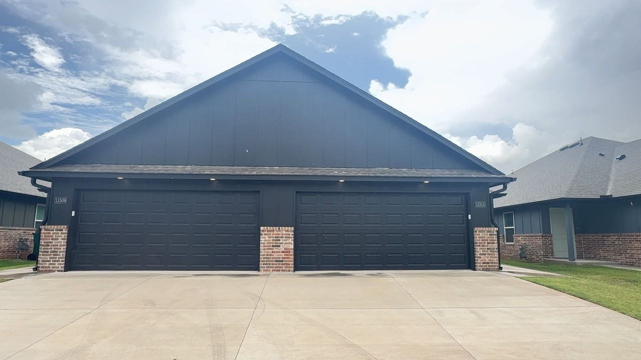 11511 N University Dr - Photo 5 of 23