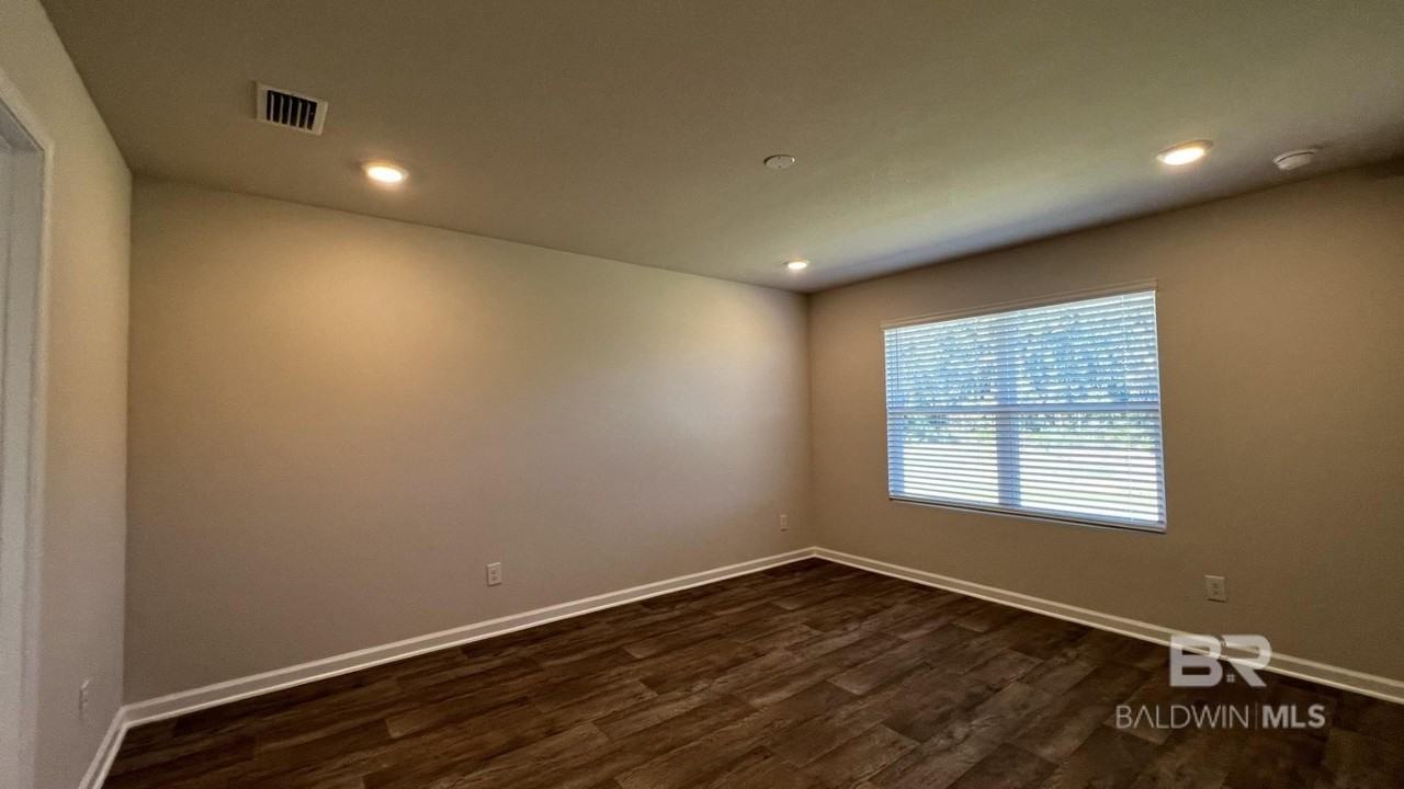 11207 Elemis Dr - Photo 5 of 18