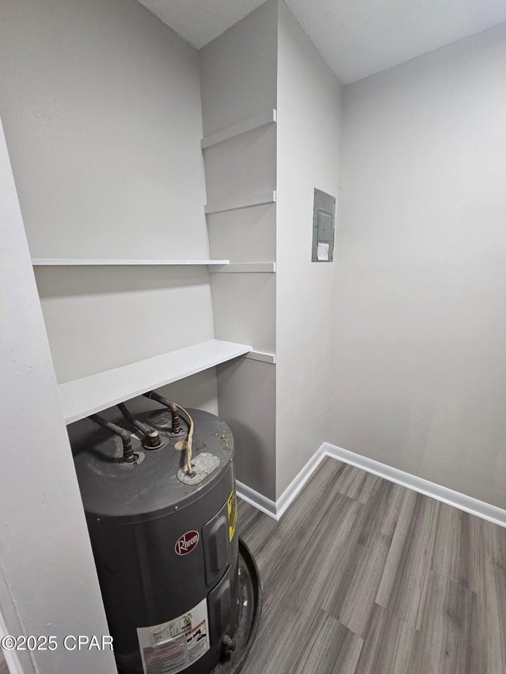 1510 Arthur Ave #B - Photo 7 of 17