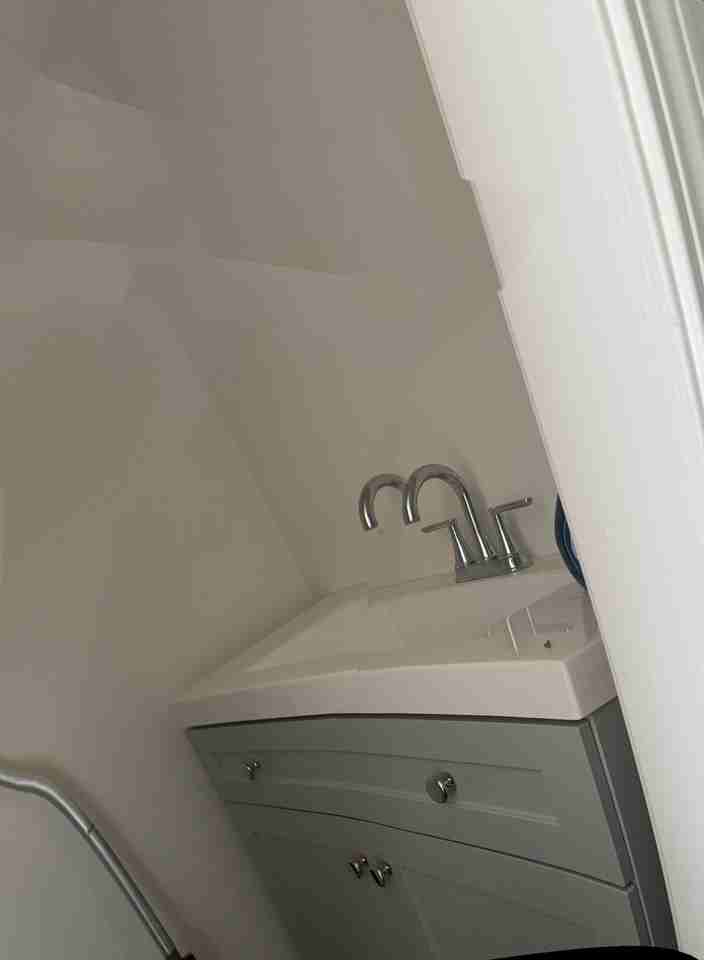 1330 Vine Ave - Photo 5 of 7