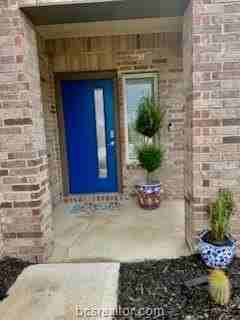 1206 Amistad Loop - Photo 2 of 19