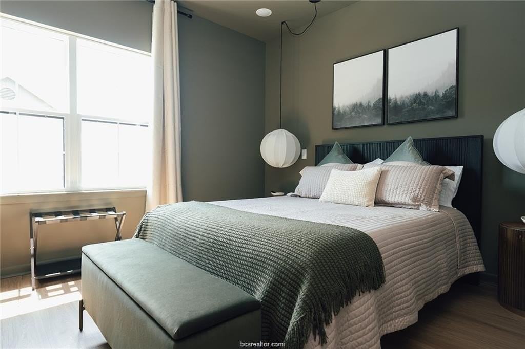 302 W 31st St #601 - Photo 5 of 37