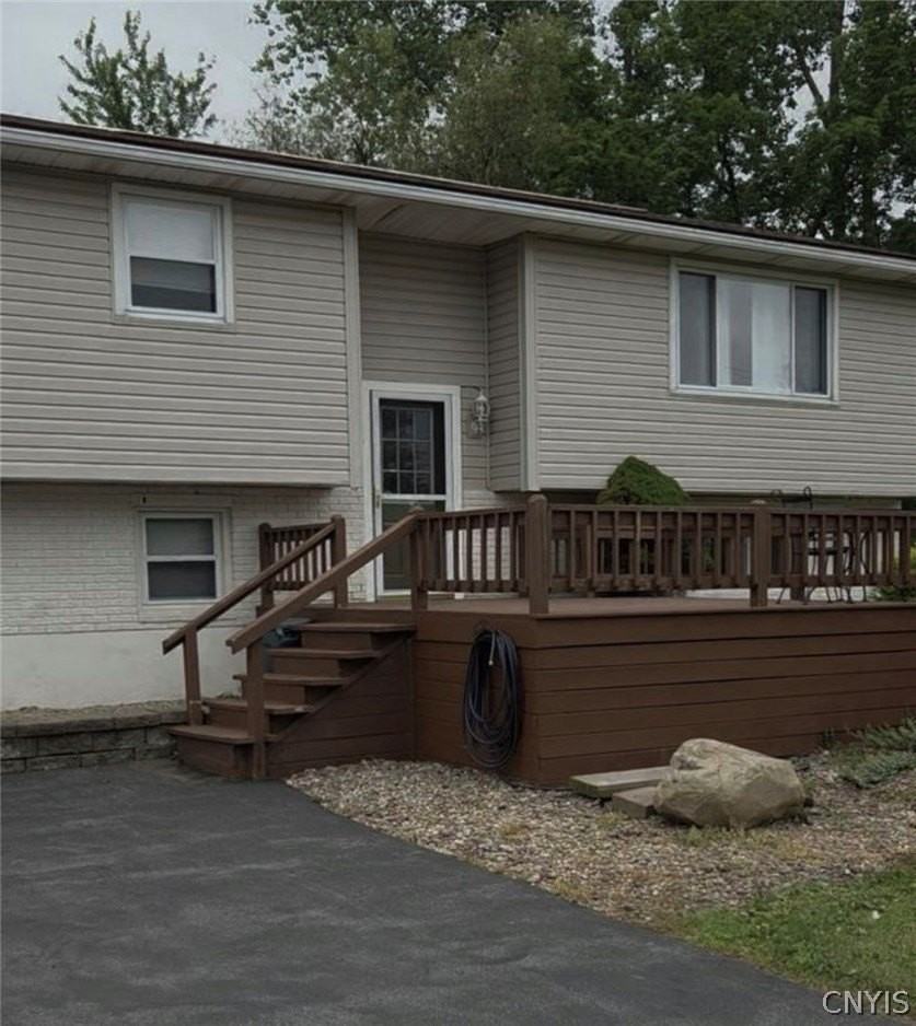 7776 Thompson Rd - Photo 2 of 9