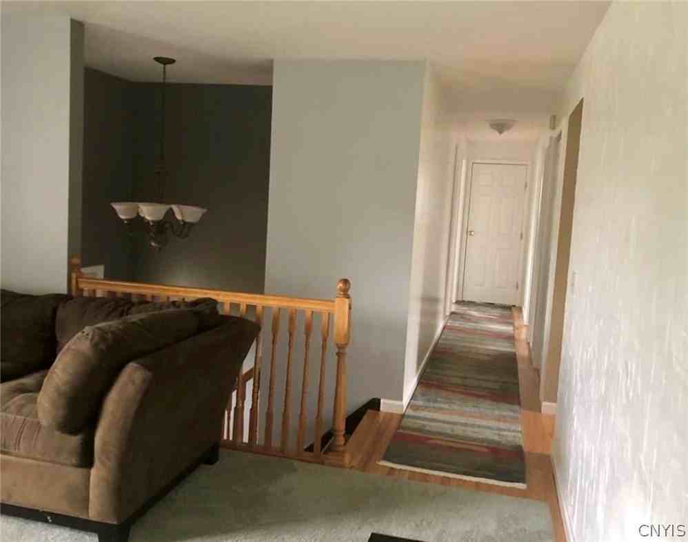 7776 Thompson Rd - Photo 5 of 9