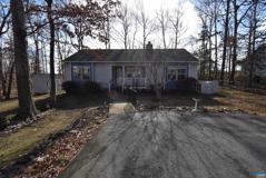 145 Jefferson Dr - Photo 1 of 1