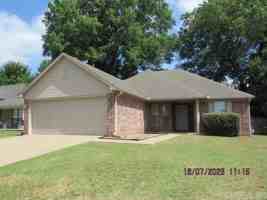 featured image of 2250 Wilmington Dr