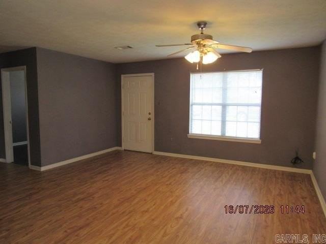 1310 Choate St - Photo 4 of 12