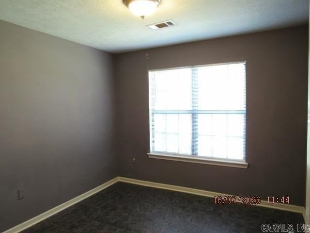 1310 Choate St - Photo 7 of 12