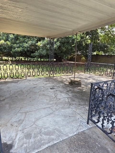 3742 Caspian Dr - Photo 3 of 19