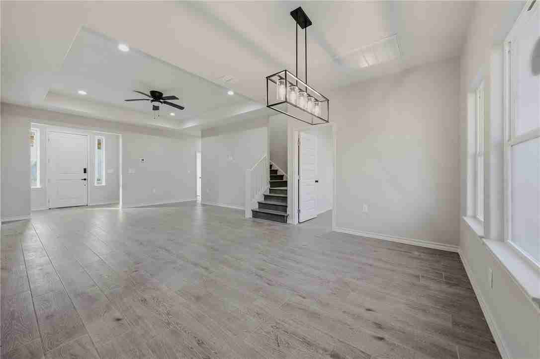 714 Mereet Dr - Photo 6 of 25