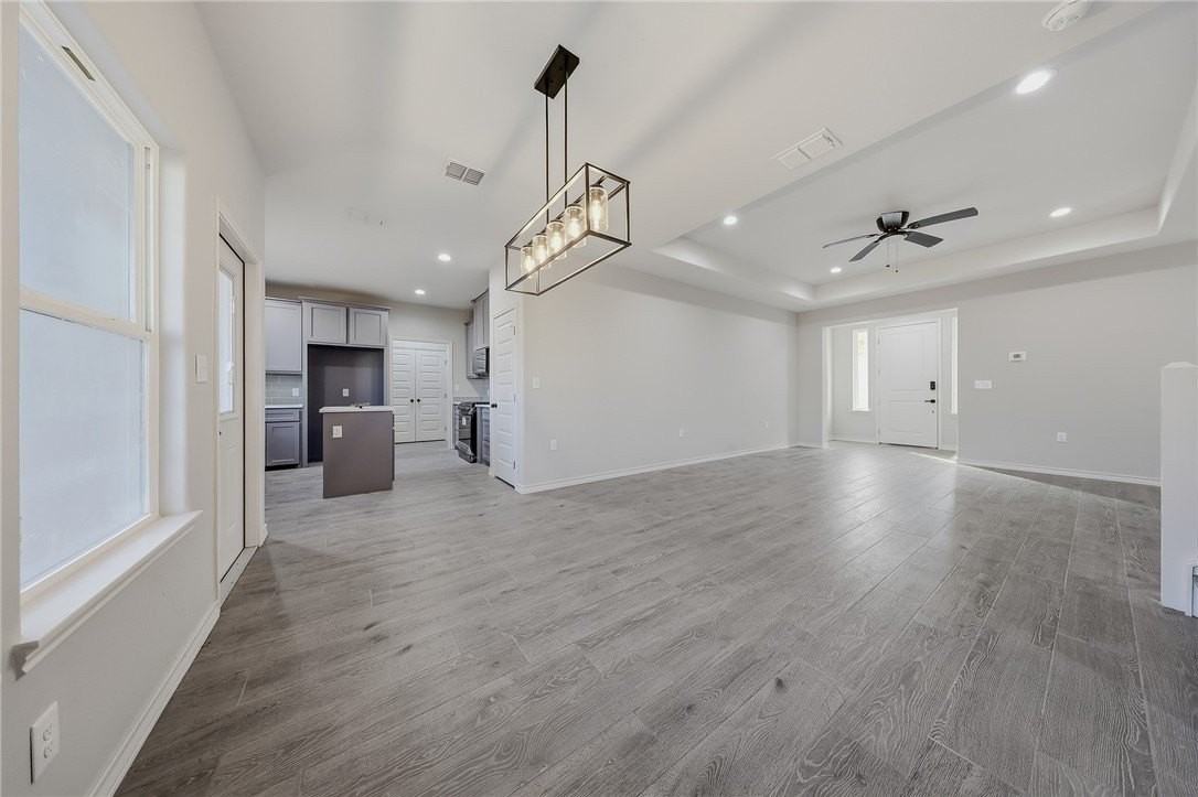 714 Mereet Dr - Photo 7 of 25