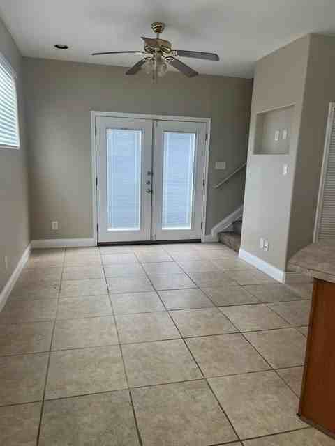 914 Recreation Dr - Photo 3 of 13