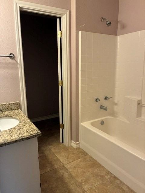 310 S 24th St - Photo 7 of 12