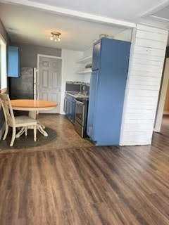 1742 Sherman St - Photo 5 of 8
