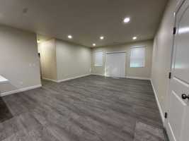 featured image of 5118 Oleander Dr