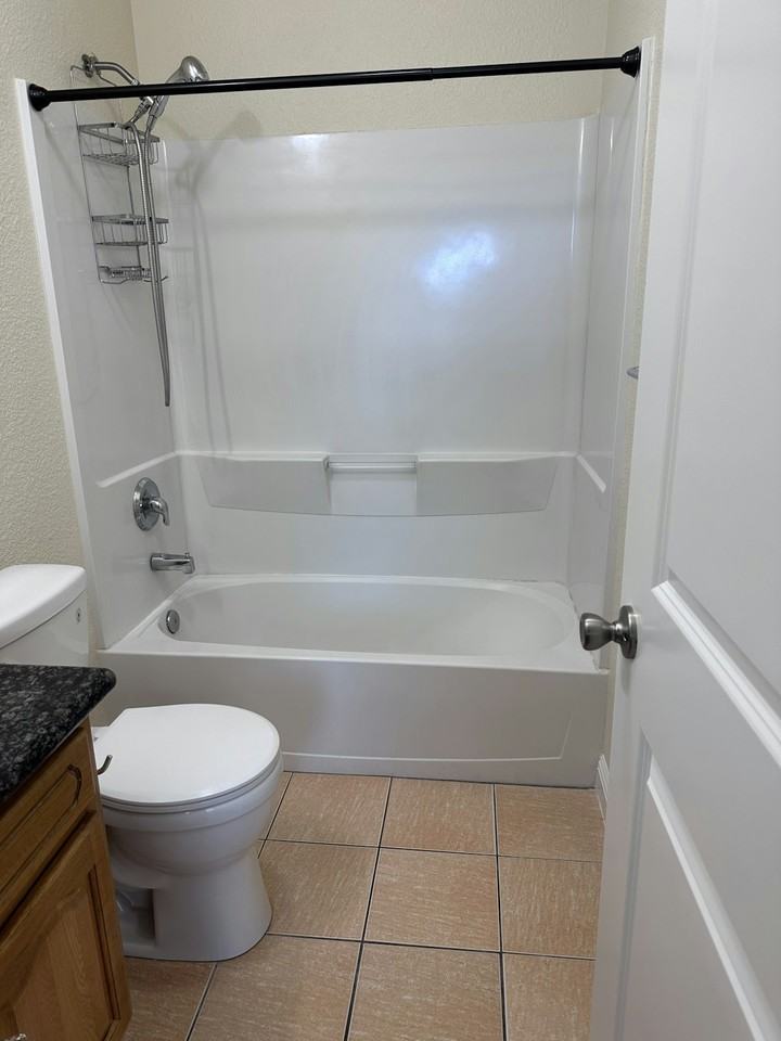 5118 Oleander Drive - Photo 7 of 9