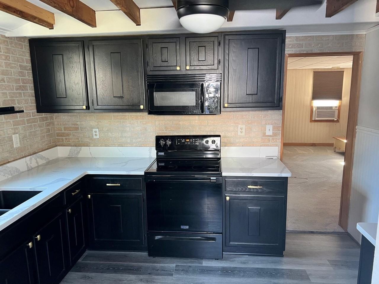 1303 Elmwood Ave - Photo 4 of 14